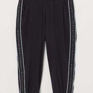 NORMA RW cropped conscious - Image 1