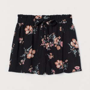 Oliva Pull on Shorts - Image 1