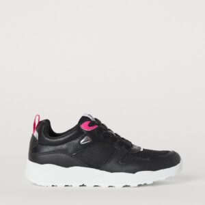 Johanna runner BG - Image 1