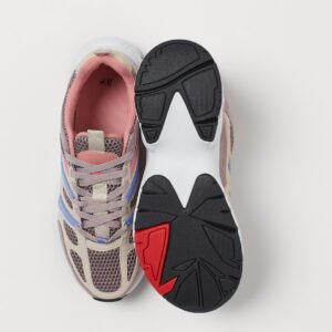 Licett Runner - Image 1
